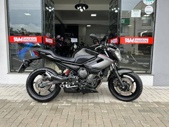 YAMAHA XJ6 N ABS YAMAHA XJ6 N ABS